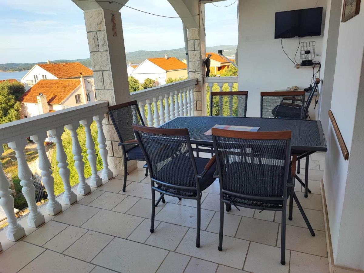 Apartments Dodik Оребич Экстерьер фото